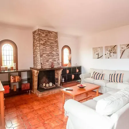 Can Antonia Dotze Villa