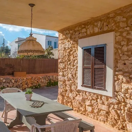 Can Antonia Dotze Villa *